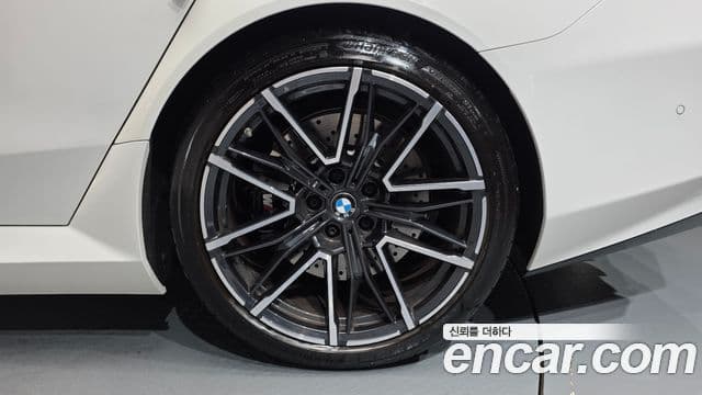 BMW M5 2025 — Photo 21/37