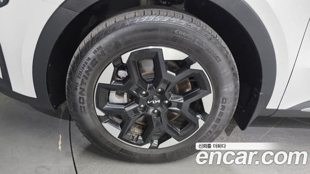 Kia Sorento 2023 — Фото 5/20