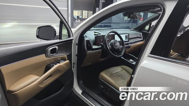 Kia Sorento 2023 — Фото 10/20
