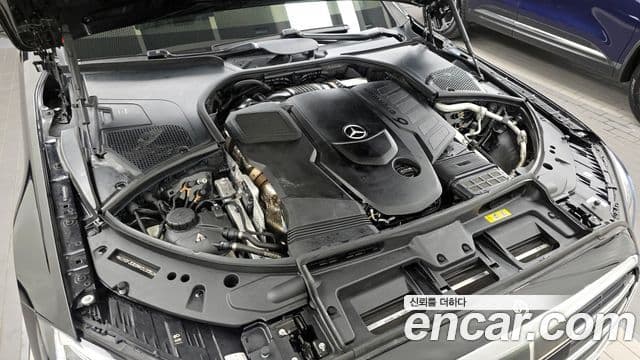 Mercedes-Benz S-Class 2021 — ფოტო 6/20