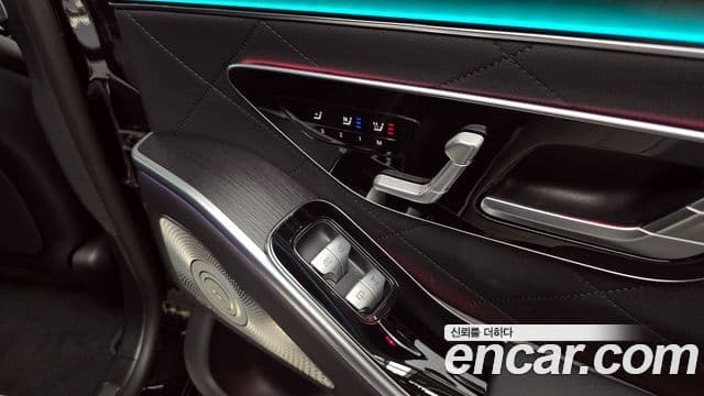 Mercedes-Benz S-Class 2021 — ფოტო 19/20