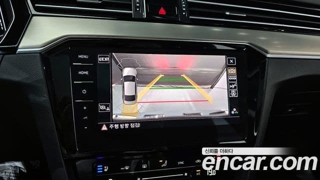 Volkswagen Passat GT 2022 — Şəkil 14/20