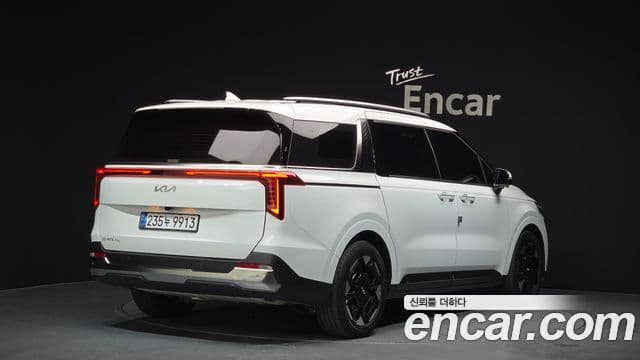 Kia Carnival 2024 — ფოტო 2/20