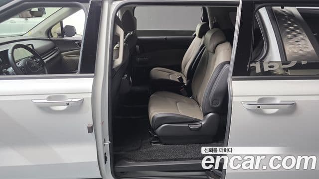 Kia Carnival 2024 — ფოტო 11/20