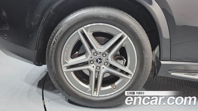 Mercedes-Benz GLE-Class 2021 — Şəkil 5/20
