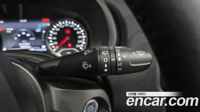 Jeep Renegade 2022 — Şəkil 18/20