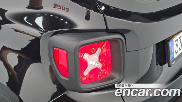 Jeep Renegade 2022 — Photo 24/33