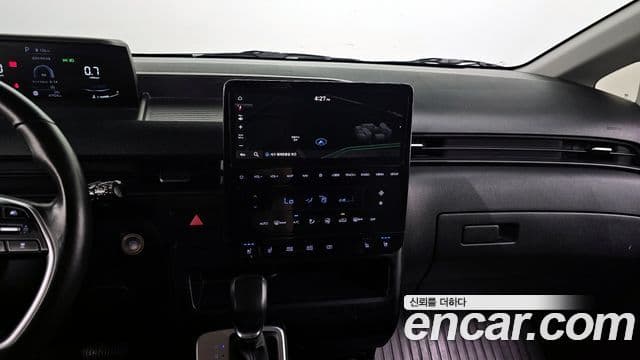 Hyundai Staria 2023 — Şəkil 14/20