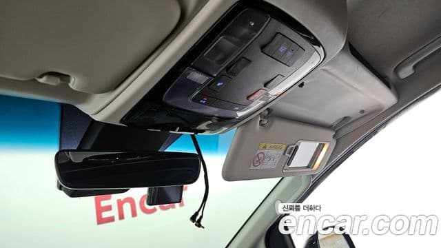 Hyundai Staria 2023 — Photo 24/31