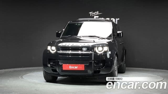 Land Rover Defender 2026 — фото 3 из 20