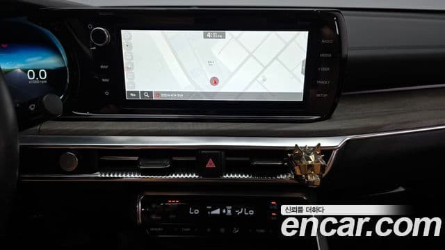 Kia K5 2021 — ფოტო 14/20