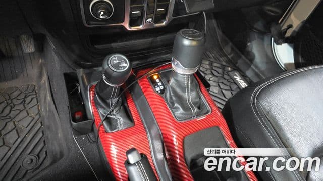 Jeep Wrangler 2019 — Photo 18/20