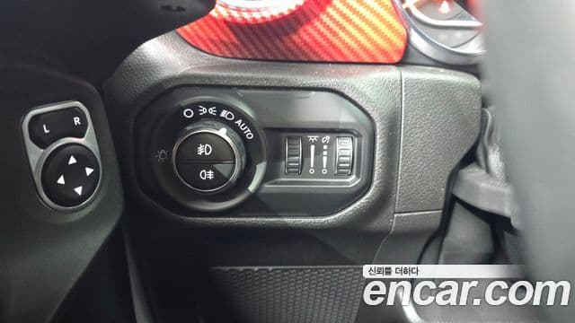Jeep Wrangler 2019 — Photo 1/20