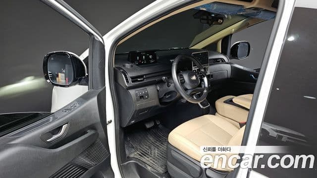 Hyundai Staria 2021 — Фото 10/20