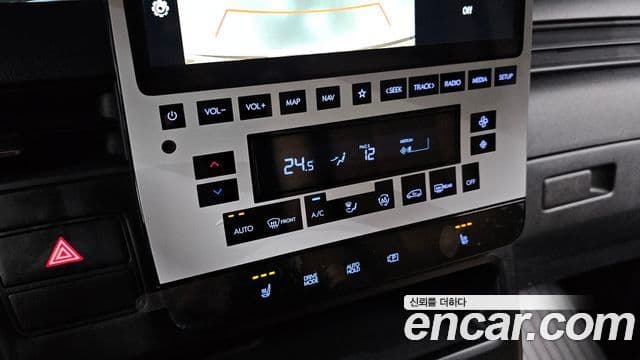 Hyundai Staria 2021 — Фото 16/20