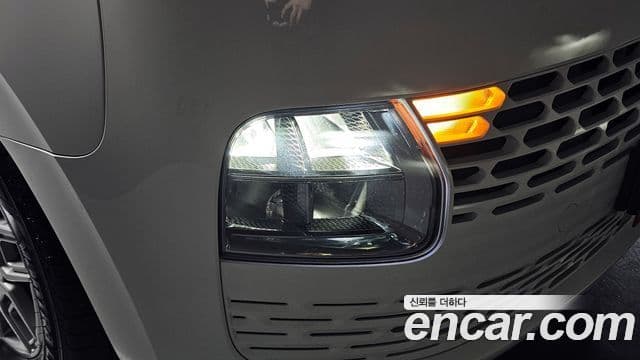 Hyundai Staria 2021 — ფოტო 17/31