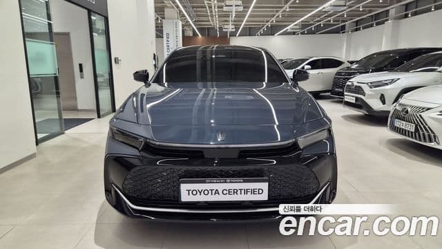 Toyota Crown Crossover 2025 — ფოტო 2/18