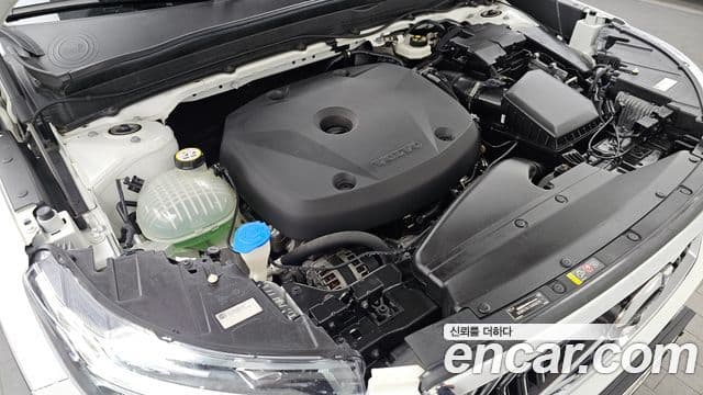 Volvo XC40 2020 — Şəkil 6/20
