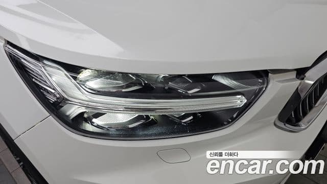 Volvo XC40 2020 — Photo 24/30
