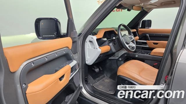 Land Rover Defender 2022 — Şəkil 29/35
