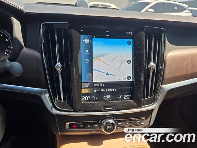 Volvo S90 2021 — Şəkil 14/18