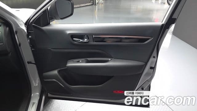 Renault Samsung QM6 2023 — ფოტო 14/31