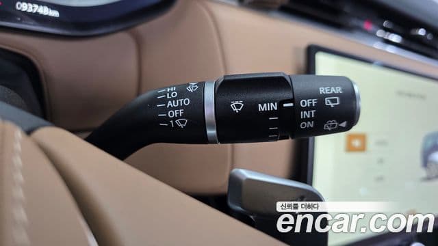Land Rover Range Rover Sport 2023 — ფოტო 36/36
