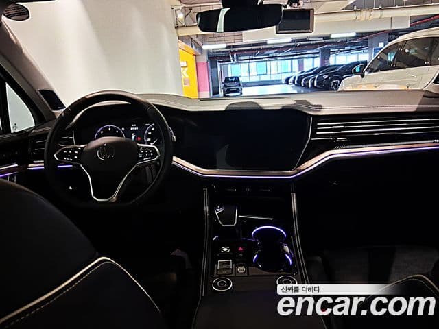 Volkswagen Touareg 2024 — Şəkil 7/14