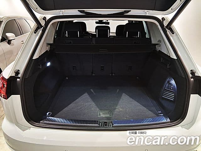 Volkswagen Touareg 2024 — Şəkil 13/14