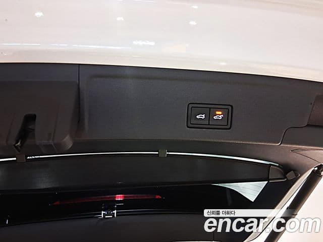 Volkswagen Touareg 2024 — Şəkil 14/14