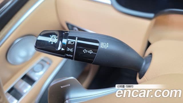 Kia The K9 2023 — Photo 7/36