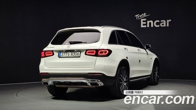 Mercedes-Benz GLC-Class 2020 — Şəkil 2/20