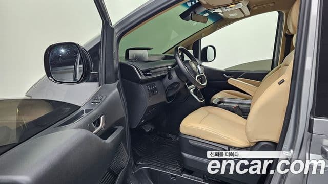 Hyundai Staria 2024 — Şəkil 9/20