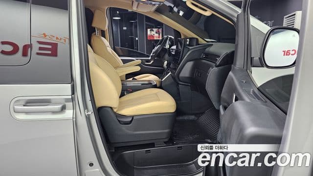 Hyundai Staria 2024 — Şəkil 12/20
