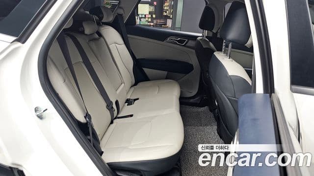 Kia Sportage 2021 — Şəkil 11/20