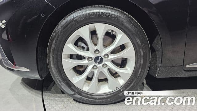 Kia K8 2022 — ფოტო 5/20
