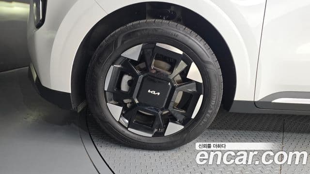 Kia Carnival 2024 — Şəkil 4/20