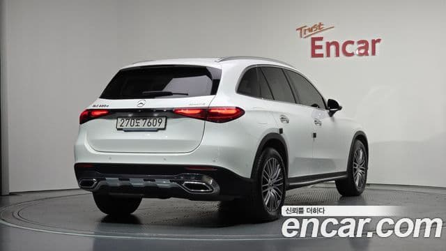 Mercedes-Benz GLC-Class 2024 — ფოტო 2/20