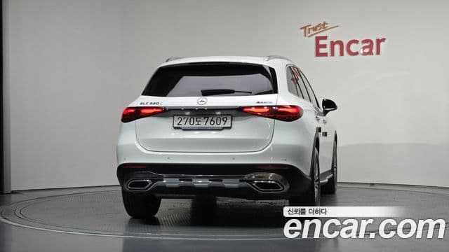 Mercedes-Benz GLC-Class 2024 — ფოტო 4/20