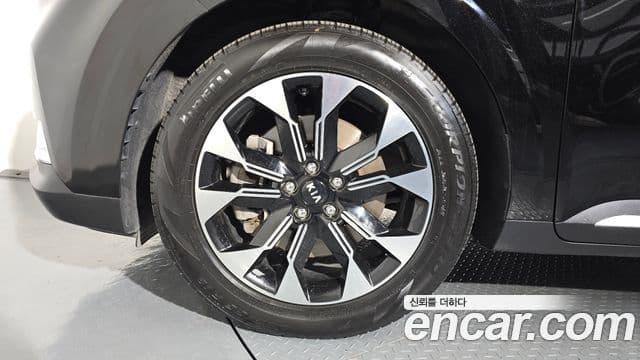 Kia Carnival 2020 — ფოტო 5/20