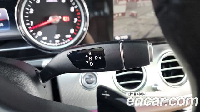 Mercedes-Benz E-Class 2018 — фото 9 из 20