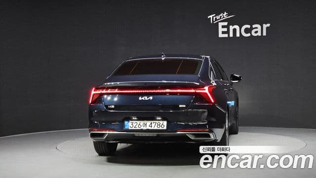 Kia K8 2021 — ფოტო 4/20