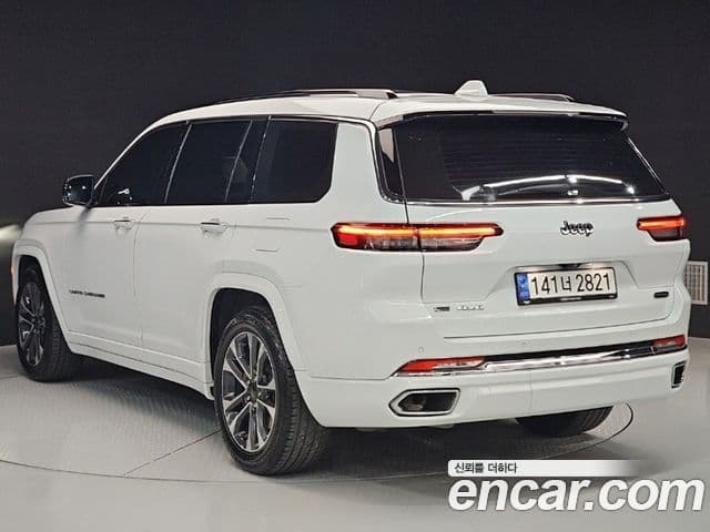 Jeep Grand Cherokee 2022 — ფოტო 2/20