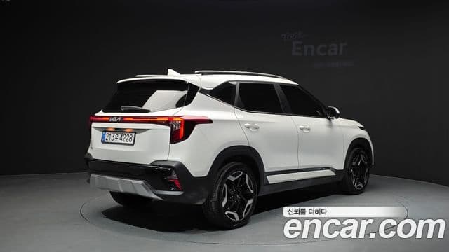 Kia Seltos 2025 — Şəkil 1/20