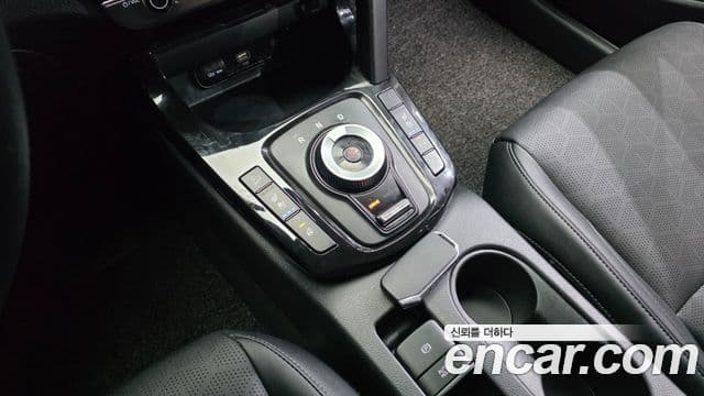 Kia Seltos 2025 — Şəkil 7/20