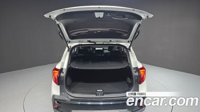 Kia Seltos 2025 — Şəkil 16/20