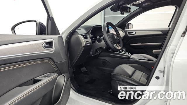 Renault Samsung Arkana 2025 — Şəkil 23/32
