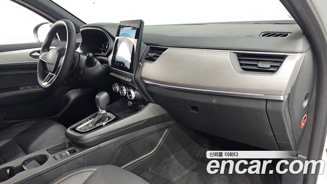 Renault Samsung Arkana 2025 — Şəkil 16/32