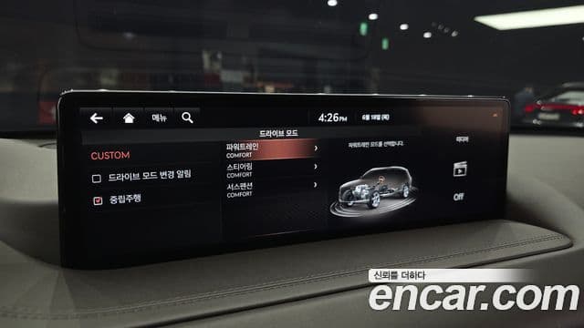 Genesis GV80 2020 — ფოტო 16/20