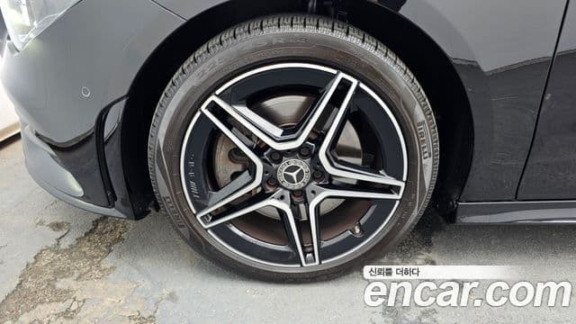 Mercedes-Benz CLA-Class 2022 — Şəkil 5/20